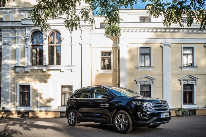 Visureigis „Ford Edge“ – erdvus, taupus ir draugiškas aplinkai