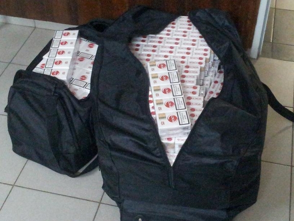Studento pasiteisinimas: miške rastas cigaretes vežiau atiduoti pasieniečiams