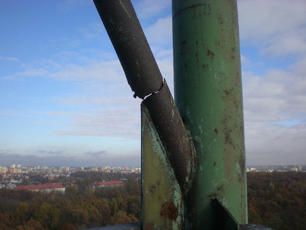 Rudens vėjai stadiono bokštų nenugriaus? 