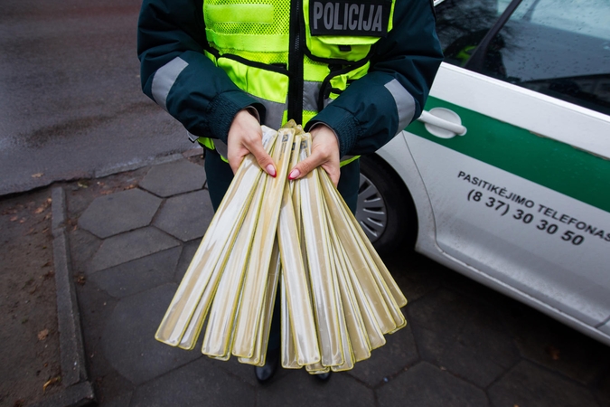 Pėstieji ir tamsa – pražūtingas derinys