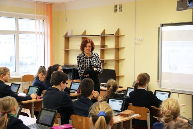 Žvilgsnis į moderniausią klasę: moksleivių rezultatai nudžiugino