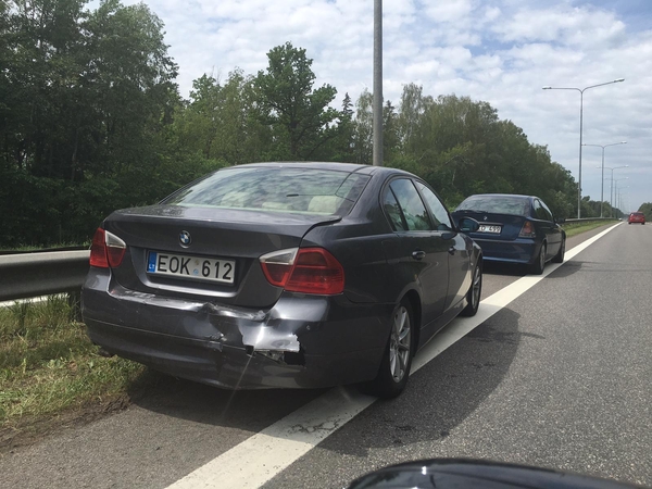 Spūstis sukėlusiose avarijose nukentėjo mažametis ir nėščioji