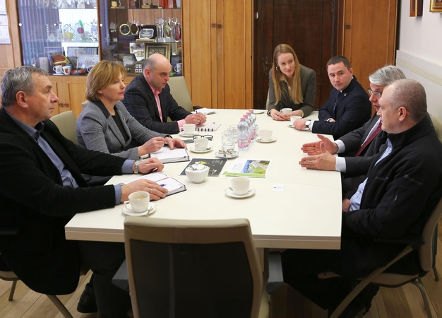 Į Karmėlavą žengia solidi tarptautinė bendrovė