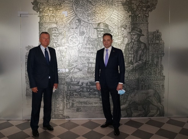 Kauno prekybos, pramonės ir amatų rūmuose – susitikimas su Kazachstano ambasadoriumi