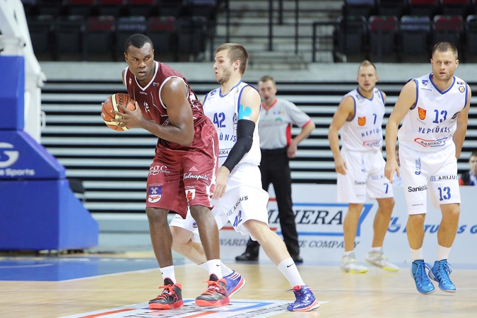 LKL klubo legionierius iš Nigerijos D.Odiakosa: galiu dengti net trijų pozicijų žaidėjus