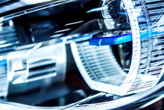 BMW lazerinių žibintų kūrėjai nominuoti Vokietijos inovacijų apdovanojimui