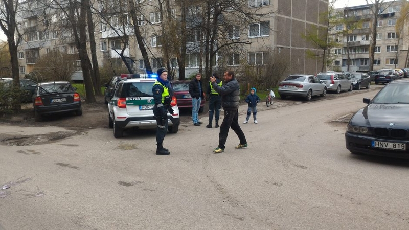 Kas svarbiau: vaiko gyvybė ar automobilis?