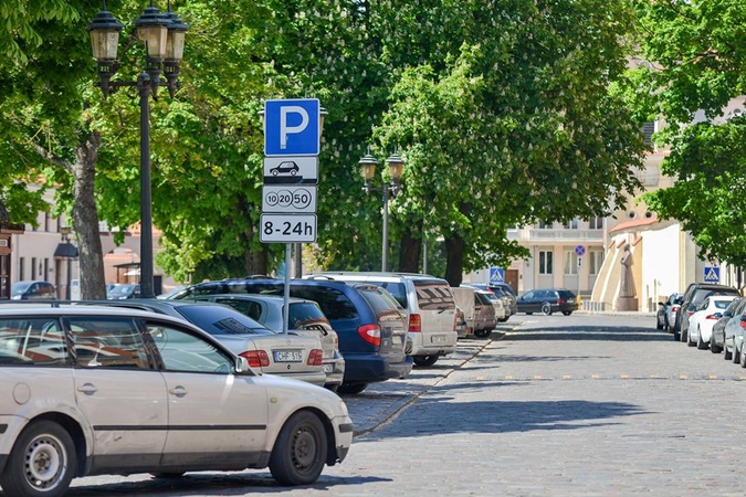 Rotušės aikštėje – daugiau teisių pėstiesiems