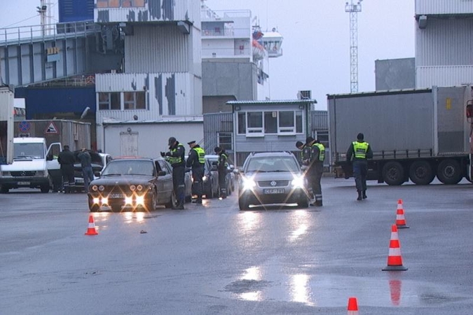 Tarptautinėje perkėloje – policijos reidas  