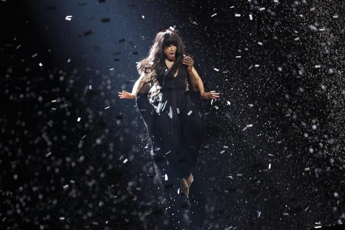 Švedija liaupsina „Eurovizijos“ laimėtoją Loreen