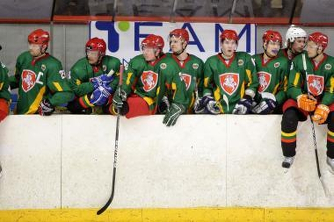 Lietuviai neatsilaikė ir prieš Austrijos ledo ritulininkus