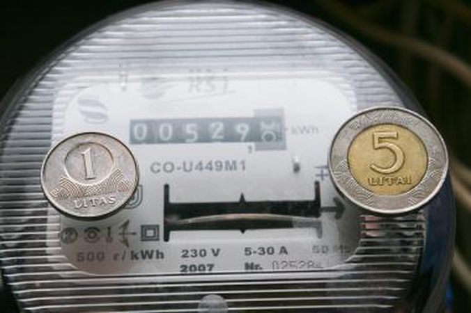Patvirtinta: elektra gyventojams nebrangs