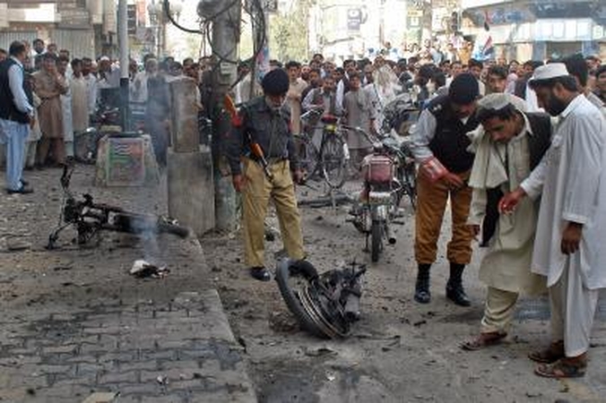 Pakistane per mirtininko sprogdintojo išpuolį žuvo šeši žmonės