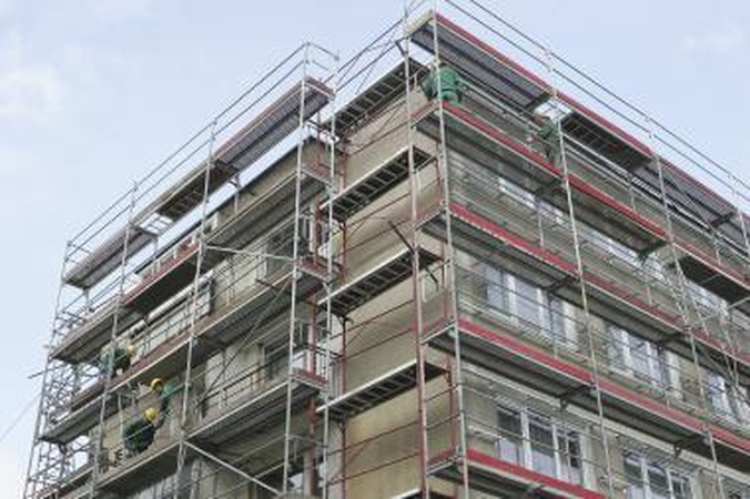 "Kauno diena" prognozuoja: namų renovavimas strigs