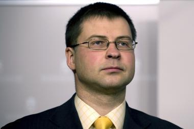 Pinigų Latvijai užteks tik iki rugpjūčio