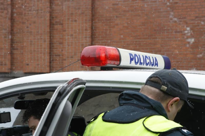 Merkinės kryžių kalnelyje rastas negyvas vyras