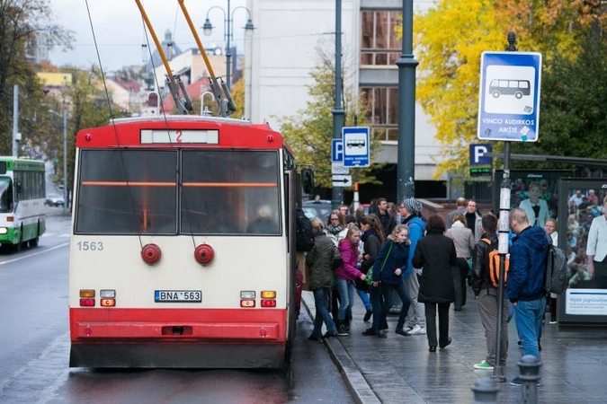 Viešojo transporto taupymo planai: mažesni autobusai, mažiau reisų