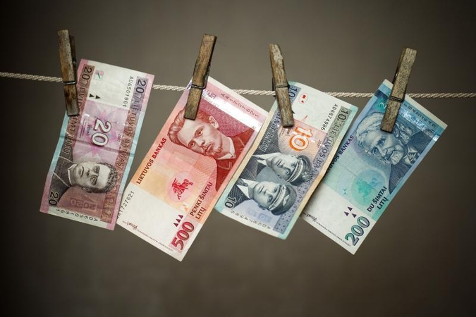 Iš kontrabanda įtariamo E.Karaliaus konfiskuota turto už 1,6 mln. litų