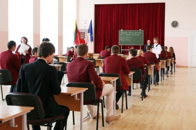 Tautinių mažumų atstovai laikys gimtųjų kalbų egzaminus