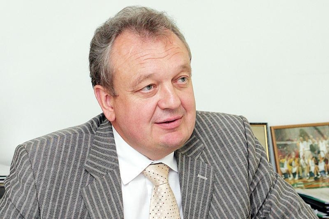 A. Puidokas