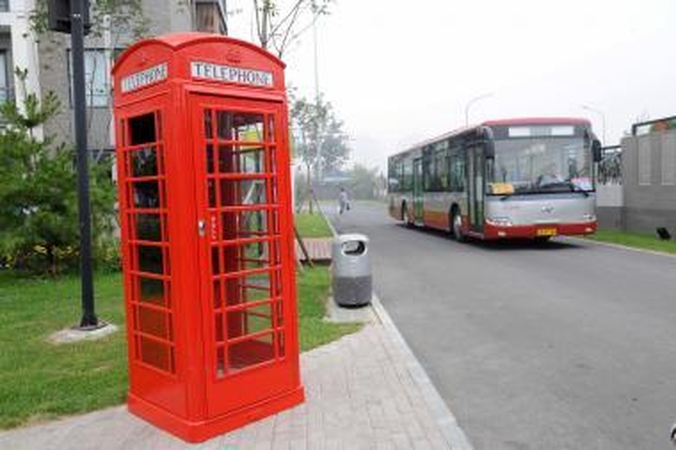 Raudonos telefonų būdelės Anglijoje išliks