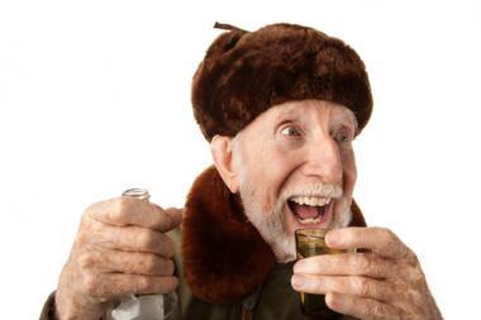 Seimas leido prekiauti alkoholiu iki vidurnakčio