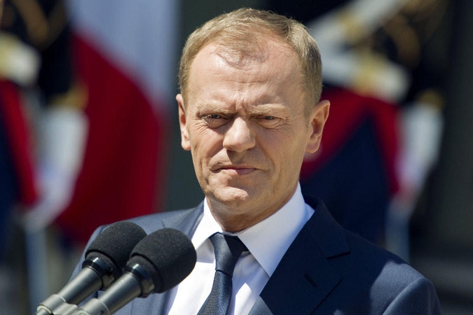 D.Tuskas: Lietuva galėtų pakeisti Švietimo įstatymą