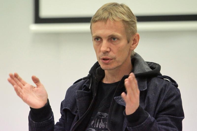 Greitį viršijęs režisierius Š. Bartas neteko teisės vairuoti