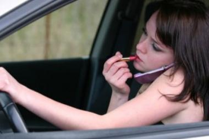 Ko moterys nori iš automobilio?