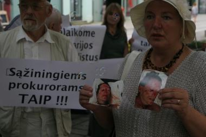 D. Kedžio šalininkai piketuoja Kaune