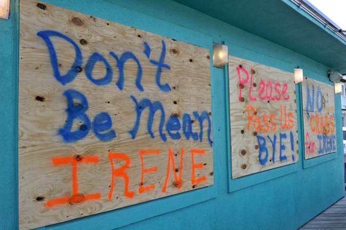 Uraganas "Irene" susilpnėjo iki 1-osios kategorijos audros
