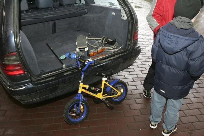 Londono policija susprogdino ne vietoje pastatytą automobilį