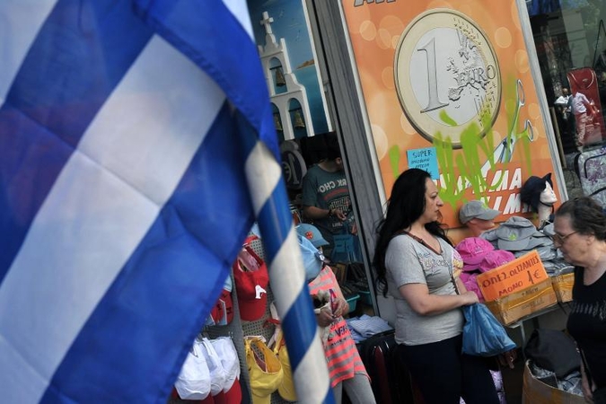 Spaudimą patirianti Graikija antra diena tariasi dėl koalicijos