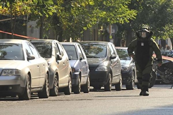 Vengrijos ambasadoje Atėnuose aptiktame įtartiname pakete sprogmenų nerasta