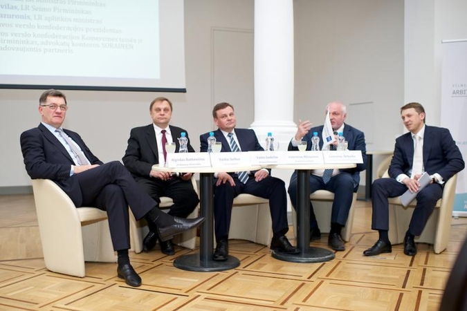 Verslo atstovų noras – daugiau informacijos apie valdžios sprendimus