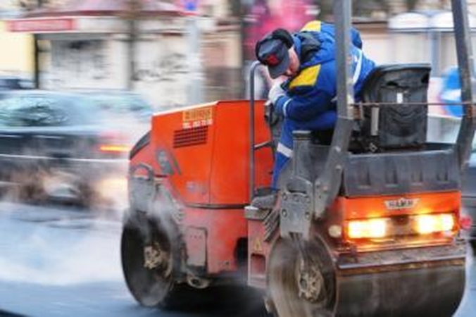 Dėl geresnių kelių vilniečiams teks pakentėti spūstyse