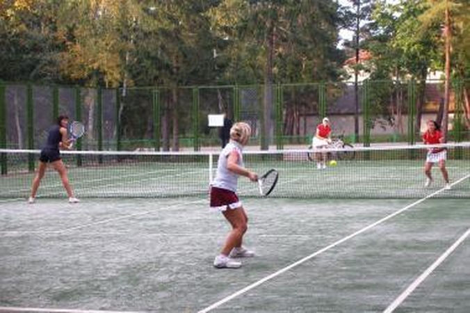 Palangoje – nauji teniso kortai