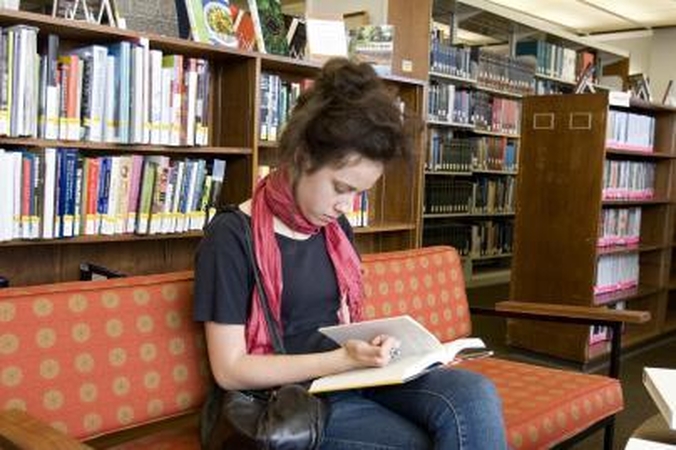 Su knyga per kultūrinę Estiją