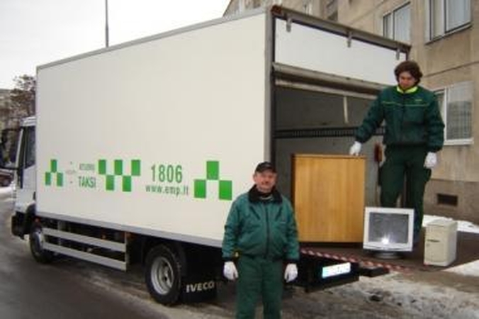 Stambiųjų atliekų išvežimui - žaliasis taksi