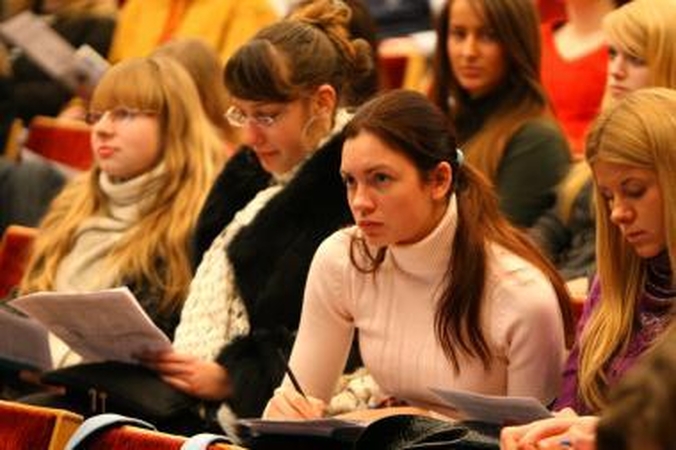 VDU - dvi naujos studijų programos