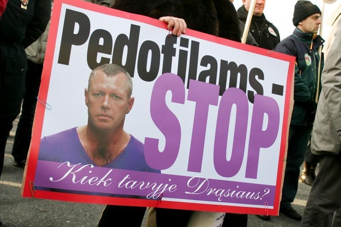 Artimieji skundžia prokuratūros nutrauktą tyrimą dėl D.Kedžio mirties