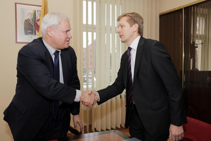 Klaipėdos miesto ir uosto vadovai tikisi susikalbėti
