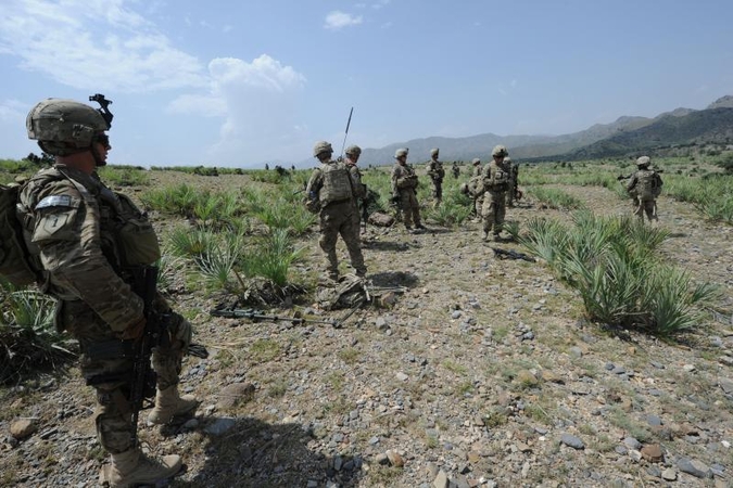 NATO: per oro ataką buvo nukautas vienas Haqqani judėjimo vadų