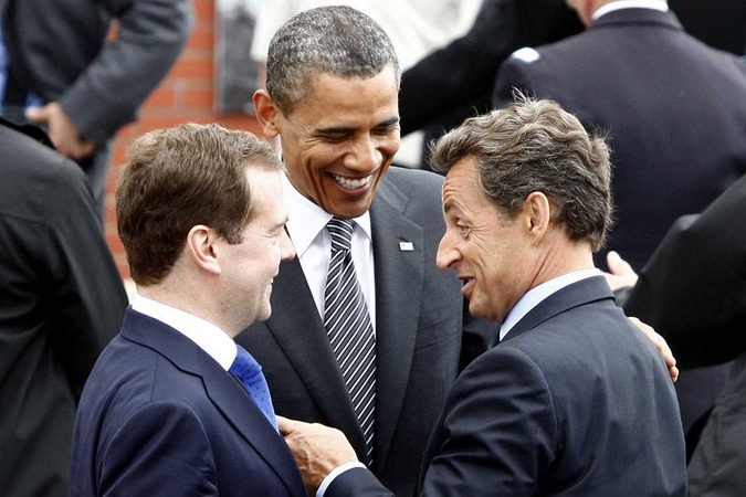 N. Sarkozy ketinama kelti byla dėl intervencijos Libijoje