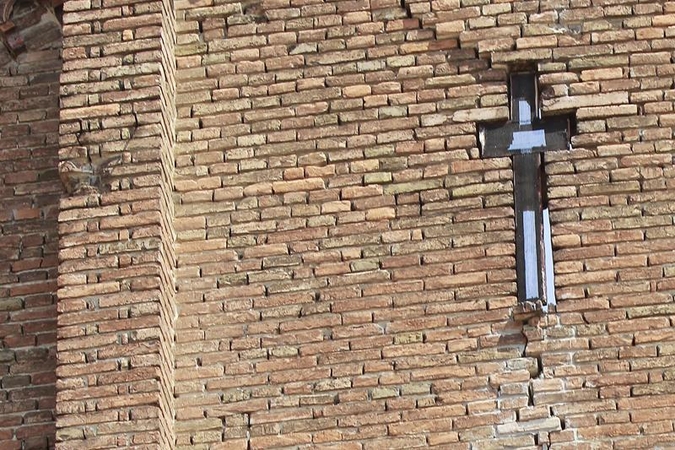 Italijoje gelbėdamas Mergelės Marijos statulą žuvo kunigas