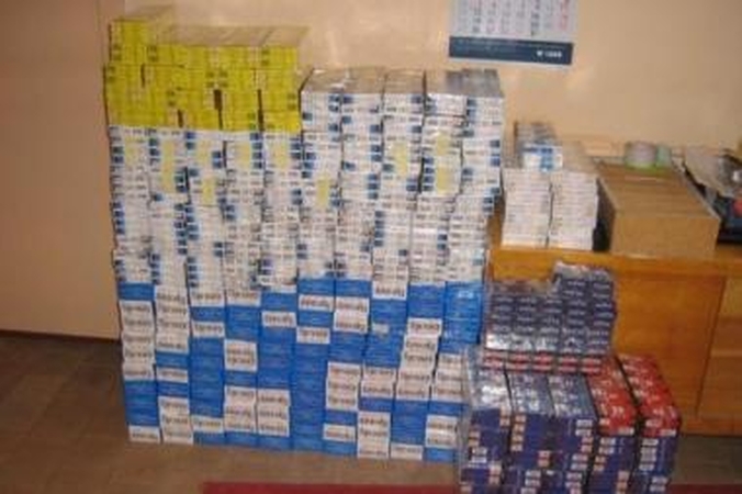 Klaipėdoje įkliuvo kontrabandinių rūkalų „logistas"
