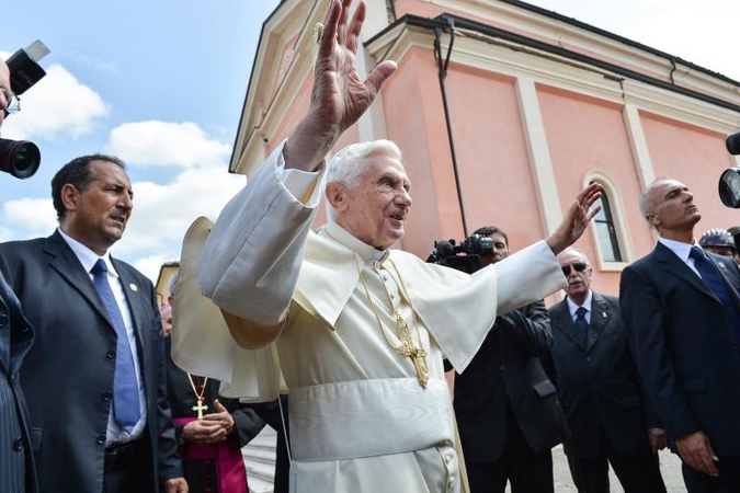 Popiežius aplankė Italijos žemės drebėjimo rajoną