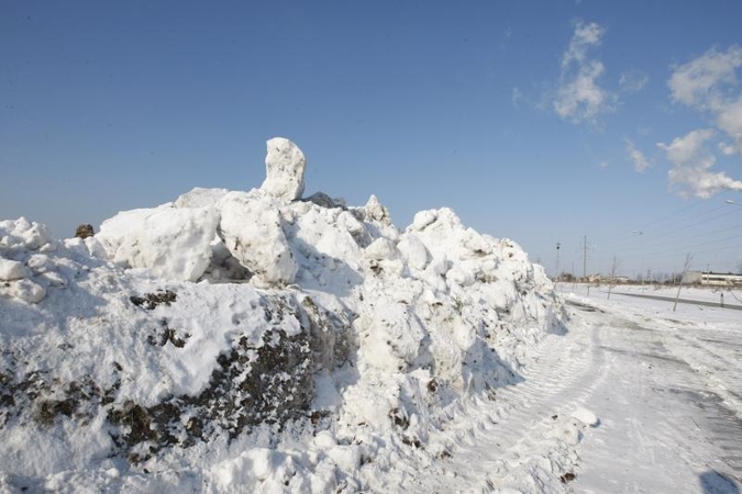 Rusijoje surasti penkių po sniego lavina žuvusių paauglių palaikai