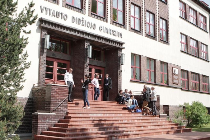 Istorijos egzaminą Klaipėdoje laikė per 900 abiturientų 