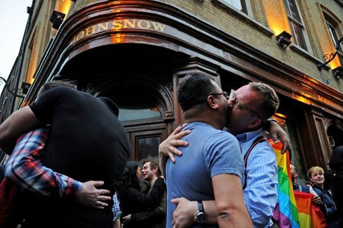Premjeras nepritaria homoseksualų partnerystės įteisinimui